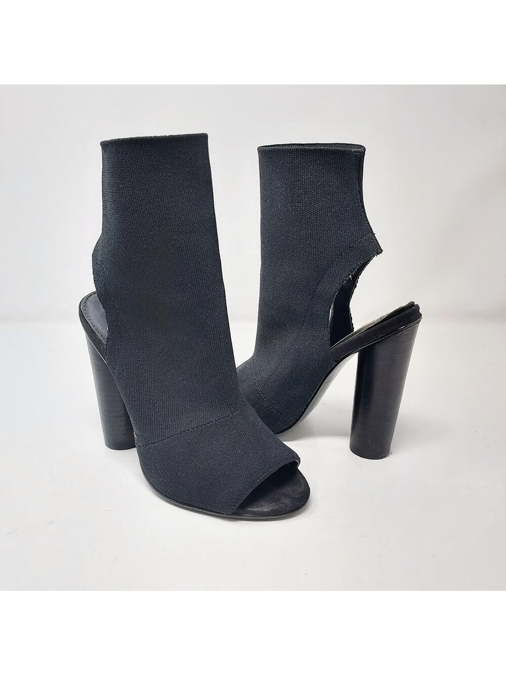Steve Madden Black Young Peep Toe Booties Sock w/Exposed Heels Size 5.5